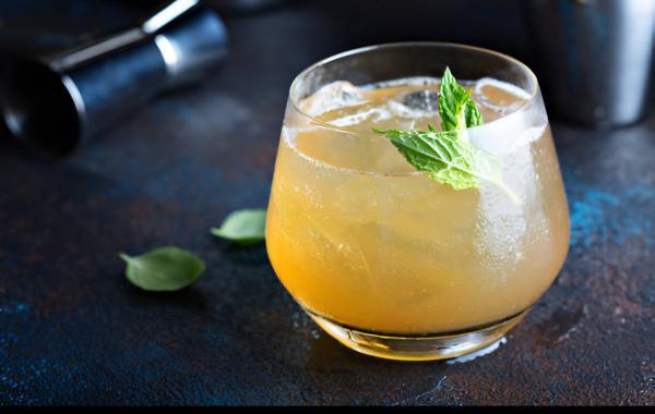 طرز تهیه شربت بهار نارنج؛ نوشیدنی آرام بخش بهاری طرز تهیه شربت بهار نارنج؛ نوشیدنی آرام بخش بهاری