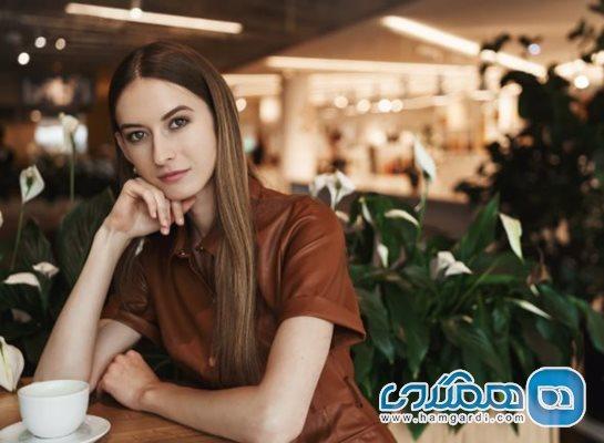 ژست عکاسی در کافه: 20 ژست حرفه ای برای عکسهای اینستاگرامی